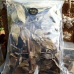 ใบย่านางแดง